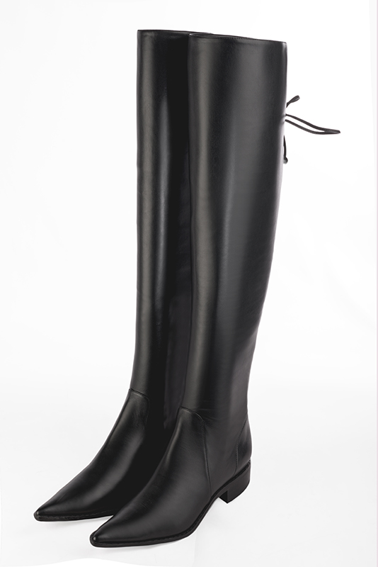 Satin black women's leather thigh-high boots. Pointed toe. Flat leather soles. Made to measure. Front view - Florence KOOIJMAN